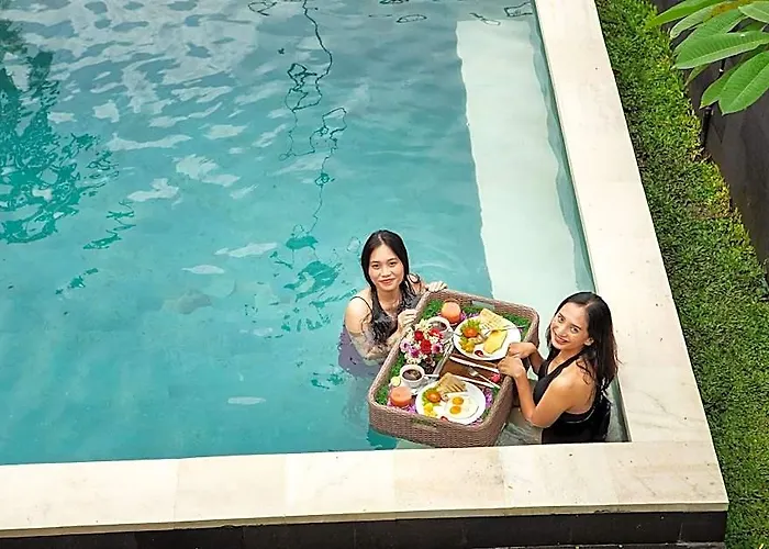 Graha Shanti Hotel 3*